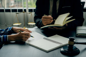 Six Things To Consider When Hiring a Criminal Defense Lawyer